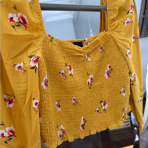 Floral Yellow Smocked Top - Picture 1 of 4